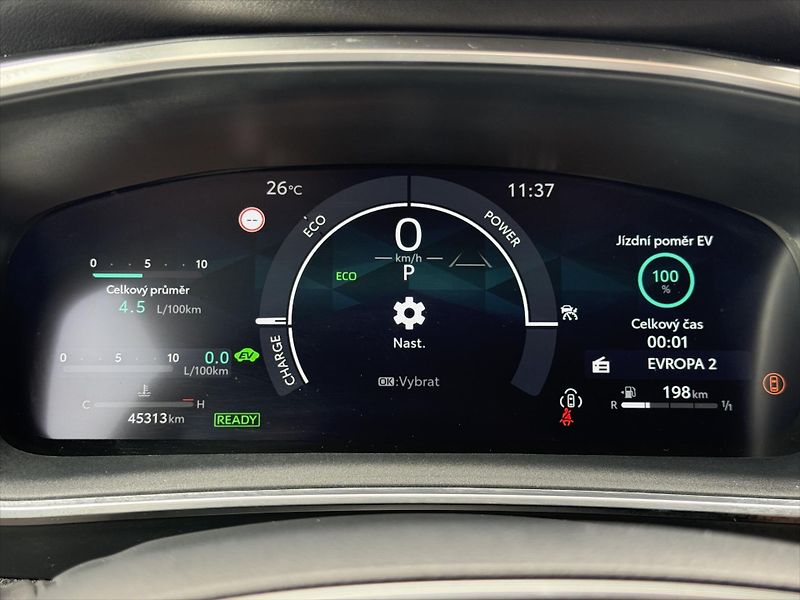 Toyota Corolla 1,8 Style, Hybrid - fotka 11 z 19