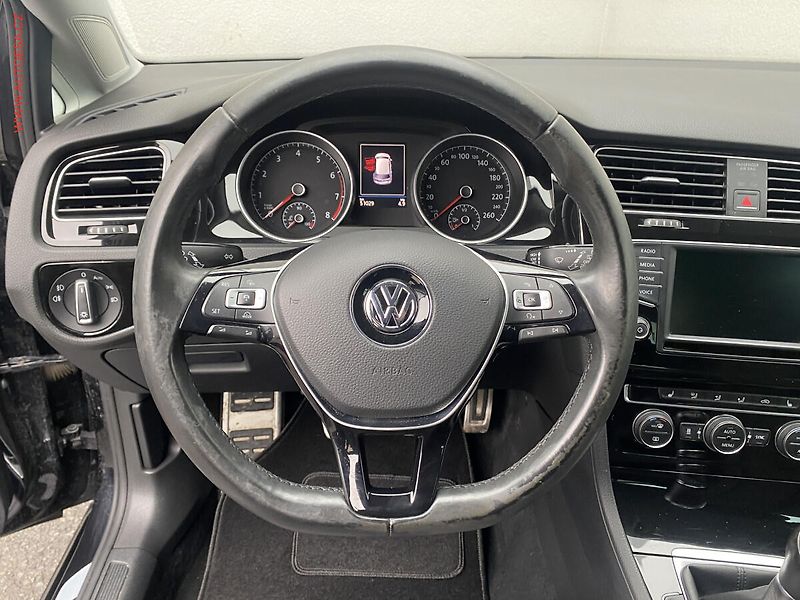 Volkswagen Golf (2017) 1.4 TSi, Allstar, bixen - fotka 11 z 18