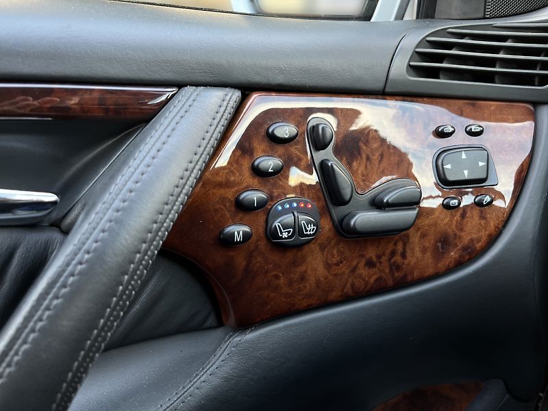 Mercedes-Benz CL 55 AMG - fotka 14 z 28