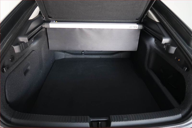 Škoda Superb (2024) 2.0 TDI - fotka 14 z 18