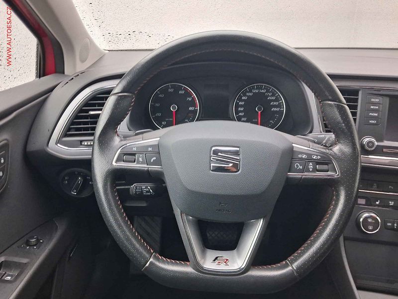 Seat Leon (2013) 1.8 TSi, FR, DSG, LED, navi - fotka 11 z 21