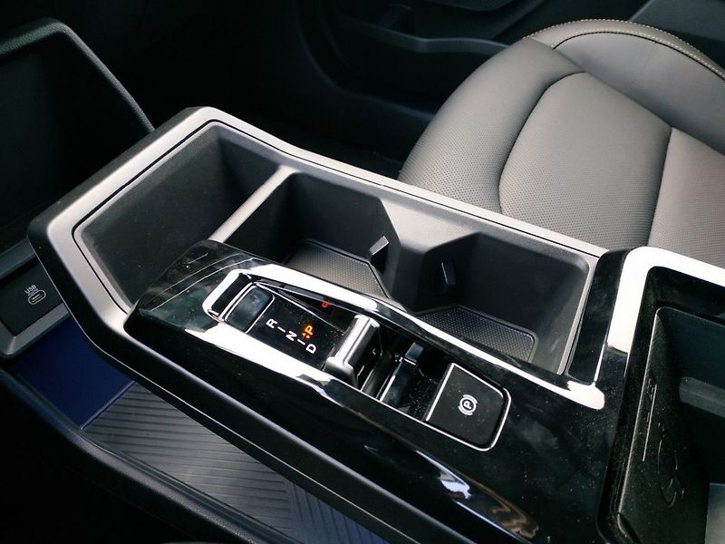 SsangYong Torres 1.5 PREMIUM 4WD AT, SKLADEM - fotka 27 z 31