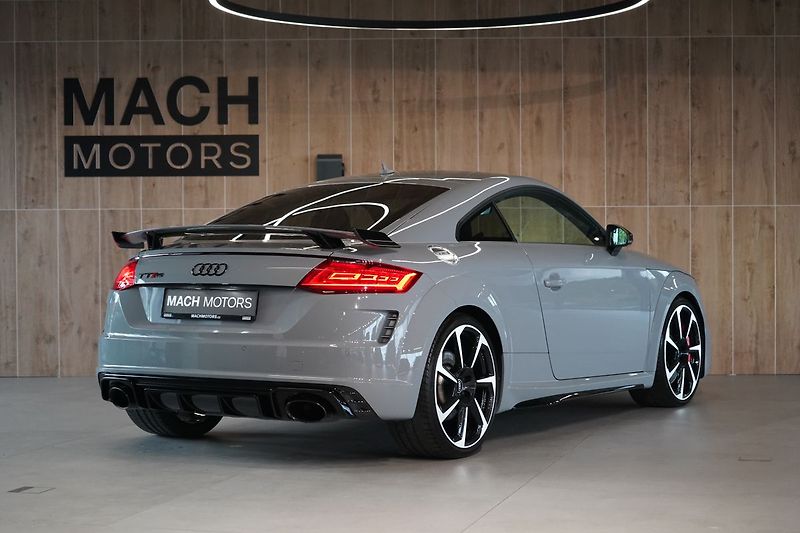 Audi TT RS Quattro, B&O, Matrix LED - fotka 8 z 47