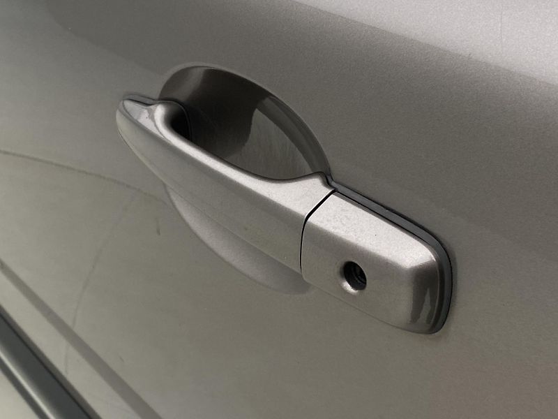 Volvo XC70 D5 AWD SUMMUM REZERVACE - fotka 12 z 49