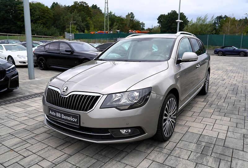 Škoda Superb 2.0 TDI 125 kW L&K/ČR/DPH - fotka 2 z 44