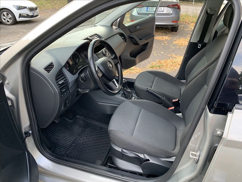 Škoda Fabia 1,0 TSI 1.MAJITEL,ČR,SERVISKA - fotka 13 z 18