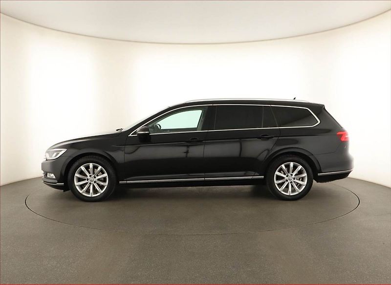 Volkswagen Passat (2015) 2.0 TDI, 4X4, Kůže, Navi - fotka 3 z 18