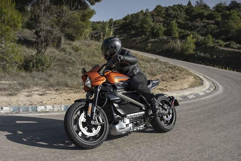 První elektrická motorka od legendární značky Harley-Davidson je velký krok kupředu