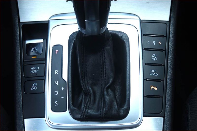 Volkswagen Passat (2012) Alltrack 2.0 TDI, 4X4 - fotka 26 z 29