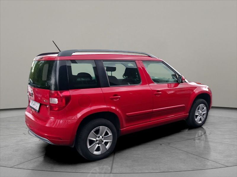 Škoda Yeti 2,0 TDI 1.majitel - fotka 8 z 16