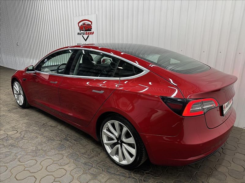 Tesla Model 3 LONG RANGE AWD BOOST EIBACH - fotka 6 z 35