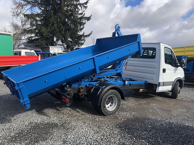 Iveco Daily (2014) 70C17 novy nosič do 3.5t B - fotka 4 z 14