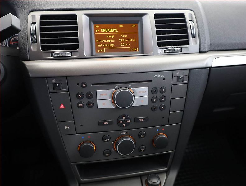Opel Vectra (2008) 1.8, Automat, Serv.kniha - fotka 10 z 16