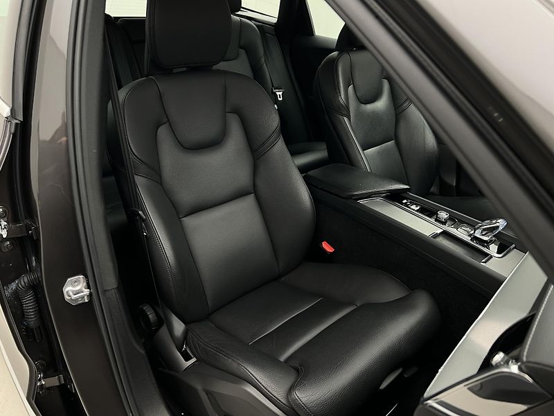Volvo XC60 B4 INSCRIPTION AUT  - fotka 20 z 40