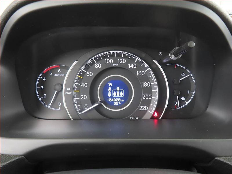 Honda CR-V (2016) 1.6 i-DTEC, Tempomat - fotka 11 z 15