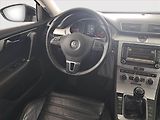 Volkswagen Passat (2013) 2.0 TDI, Navi, Xenony - náhled 7