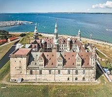 Hrad byl postaven v roce 1420.