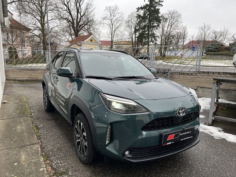 Toyota Yaris Cross 1.5 HEV CVT (2x4) Style - fotka 3 z 27