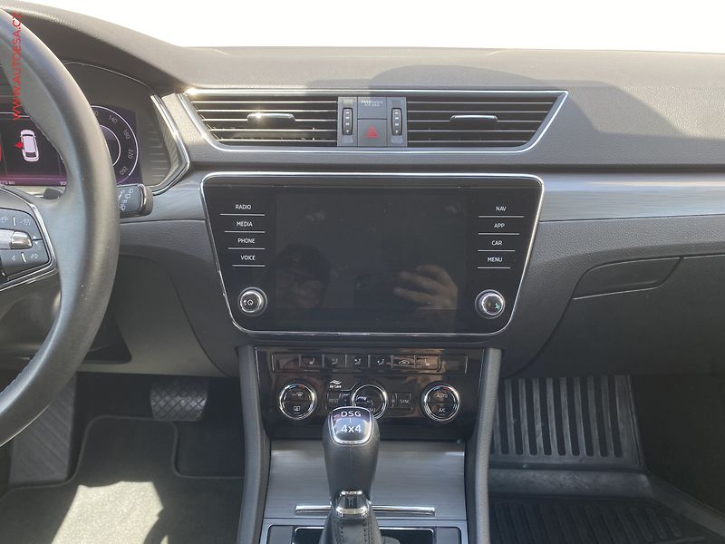 Škoda Superb (2021) 2.0 TDi 4x4, ČR, Style, DSG - fotka 12 z 22