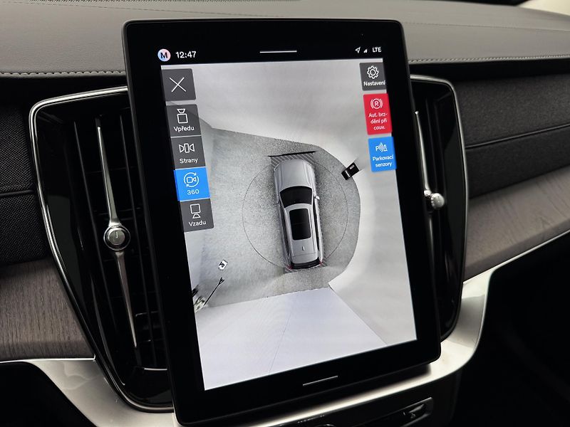 Volvo XC90 B5 AWD BRIGHT PLUS REZERVACE - fotka 52 z 55