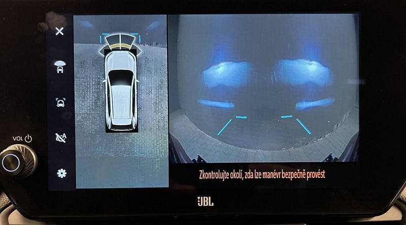 Toyota RAV4 2,5 Hybrid AT AWD GR SPORT Sky - fotka 8 z 23