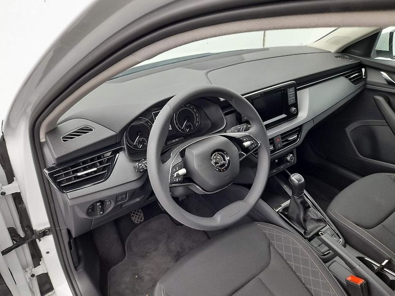 Škoda Scala Fresh 1.0 TSI 81kW 6MP - fotka 11 z 20