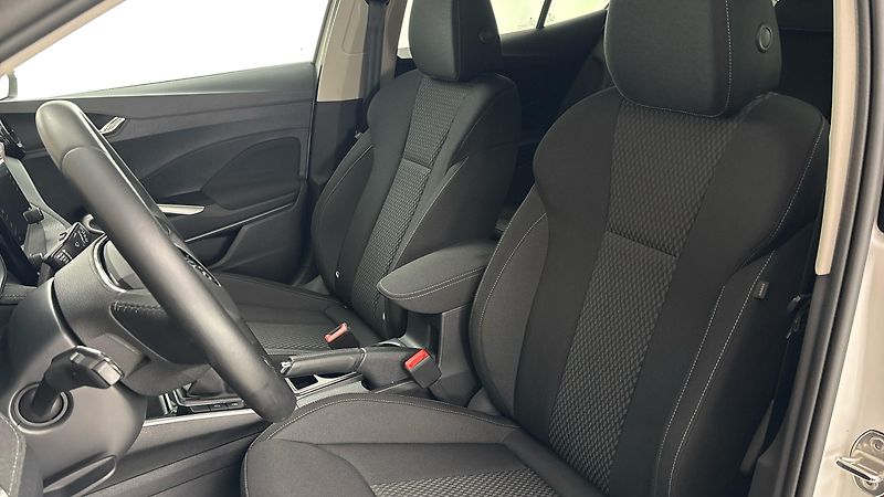 Škoda Fabia 1.0 TSI Style - fotka 15 z 23