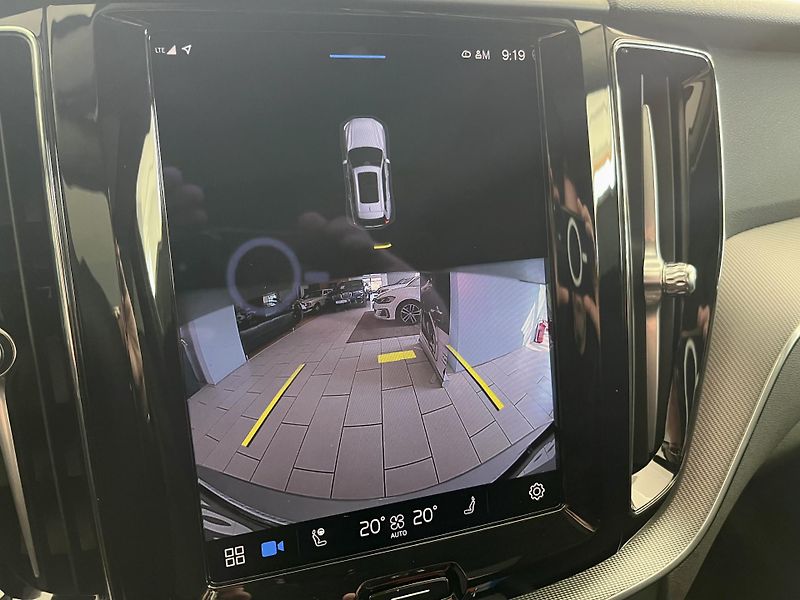 Volvo XC60 T6 AWD Recharge Inscripion - fotka 19 z 27