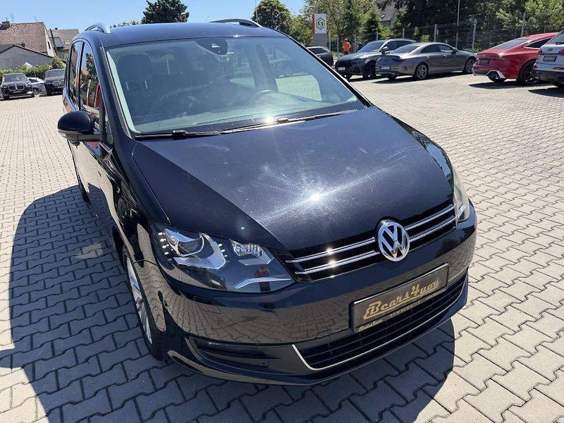 Volkswagen Sharan (2015) 2.0TDI 103kW DSG 7M EL. DVĚŘE - fotka 12 z 41