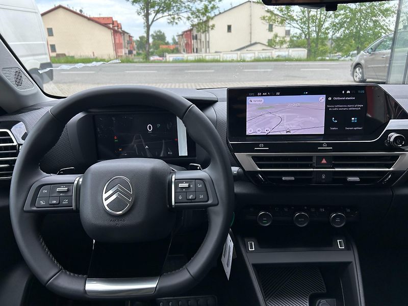 Citroën C4 (2026) PLUS Hybrid 145k Automatic     - fotka 10 z 15