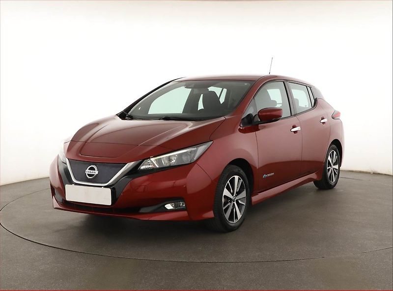 Nissan Leaf (2019) 40 kWh, SoH 88%, Automat - fotka 2 z 20