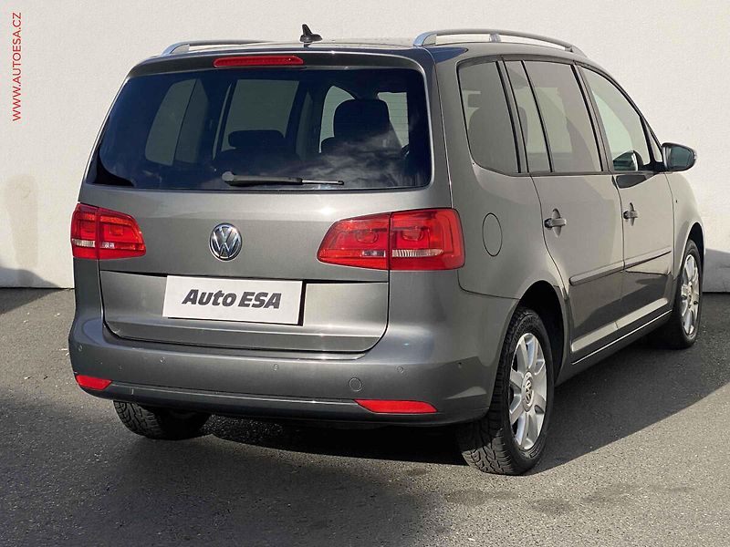 Volkswagen Touran (2014) 1.2 TSi, CUP, navi - fotka 4 z 19