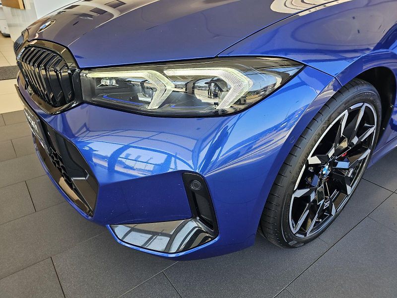 BMW Řada 3 320d xDrive M paket - fotka 4 z 34
