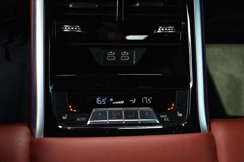 BMW M8 460kW GC xDRIVE COMPETITION - fotka 29 z 36