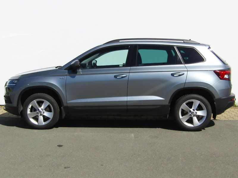 Škoda Karoq AmbitionPlus Drive 125let 1.6 - fotka 3 z 29