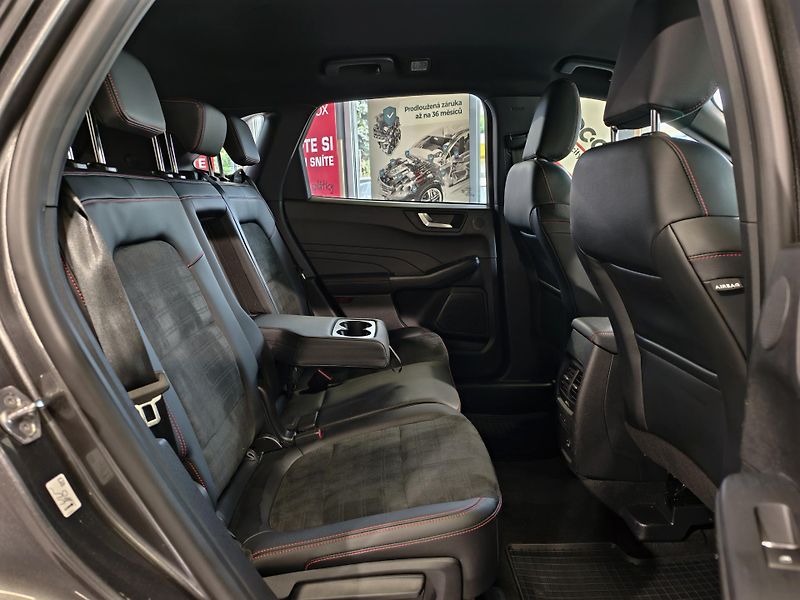 Ford Kuga 2.0 EcoBlue 140kW ST-Line 4x4 - fotka 11 z 28