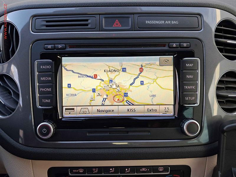 Volkswagen Tiguan (2013) 2.0 TSi 4motion, Sport, DSG - fotka 18 z 18