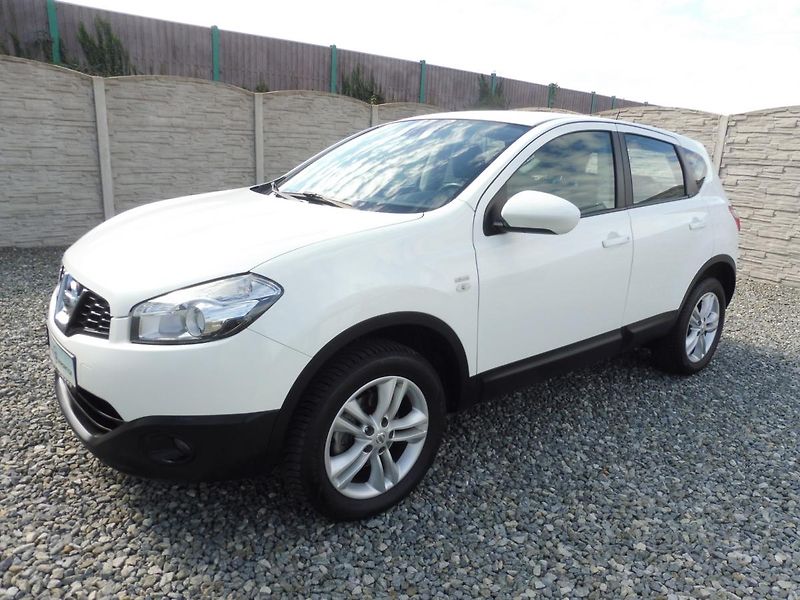 Nissan Qashqai 1.5DCi 110PS NAVI STK TOP STAV - fotka 7 z 189