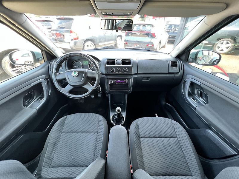 Škoda Fabia 1.6TDi 55KW ALU ČR KLIMA - fotka 10 z 34