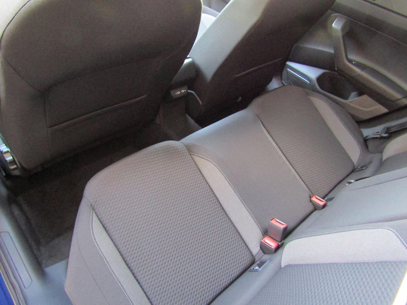 Volkswagen Taigo People 1,0 TSI 5G - fotka 25 z 30