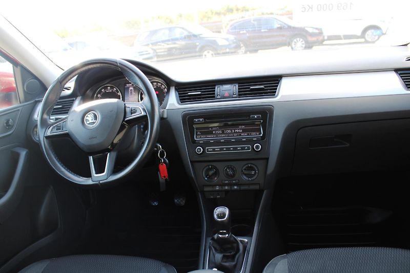 Škoda Rapid (2013) 1,2TSI KLIMA EL.OKNA ESP ALU - fotka 15 z 16