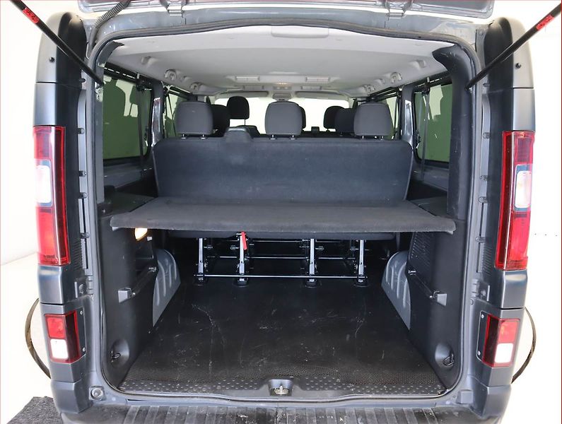 Opel Vivaro (2019) 1.6 BiCDTI, Bus, 9Míst - fotka 14 z 19