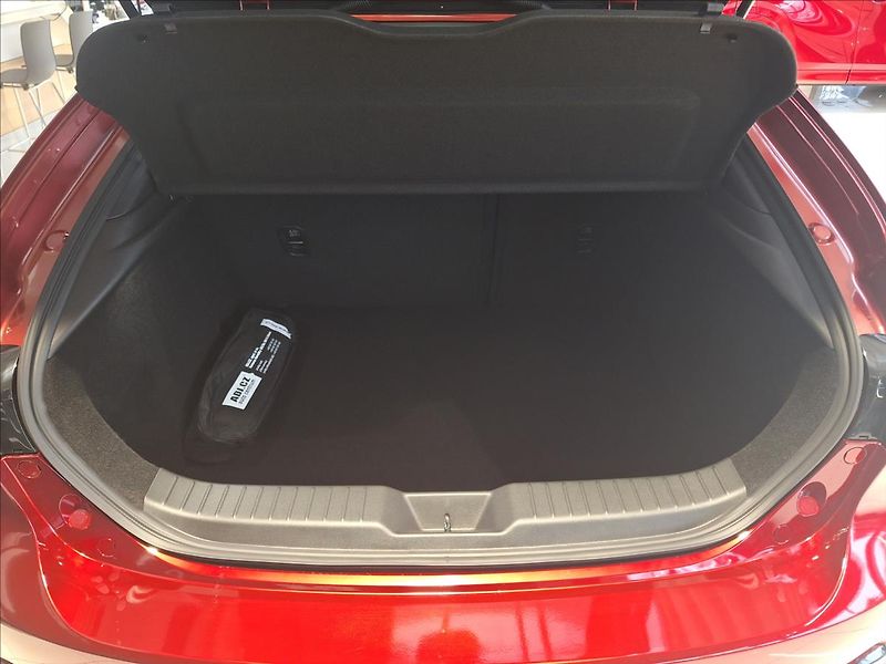 Mazda 3 (2026) 2.5 G 140ps 6AT FWD CENTRE-LIN - fotka 12 z 14