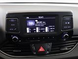 Hyundai i30 (2017) 1.6 CRDi, Serv.kniha, Tempomat - náhled 14