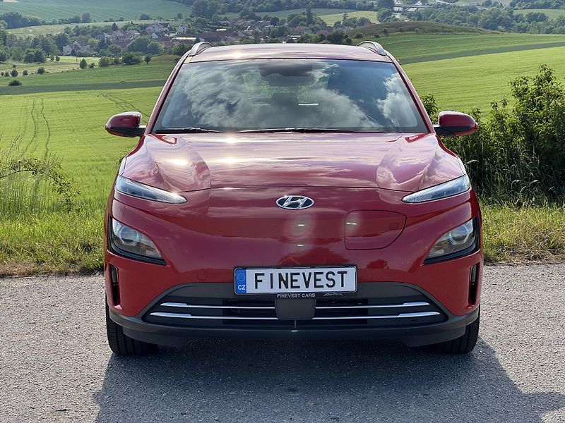 Hyundai Kona EV 42 kWh 100 kW Kamera SoH 95 - fotka 6 z 26