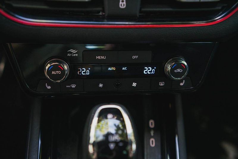Škoda Scala (2025) 1.0 TSI, Drive - fotka 24 z 28