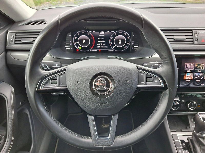 Škoda Superb (2019) Style Extra DSG 2,0TDi 140kW - fotka 15 z 35