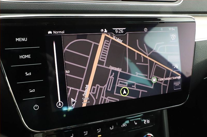 Škoda Superb (2021) Laurin&Klement 2.0 TDI - fotka 14 z 20