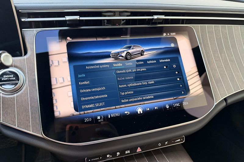 Mercedes-Benz Třídy E (2024) E 300de 4Matic  - fotka 48 z 68