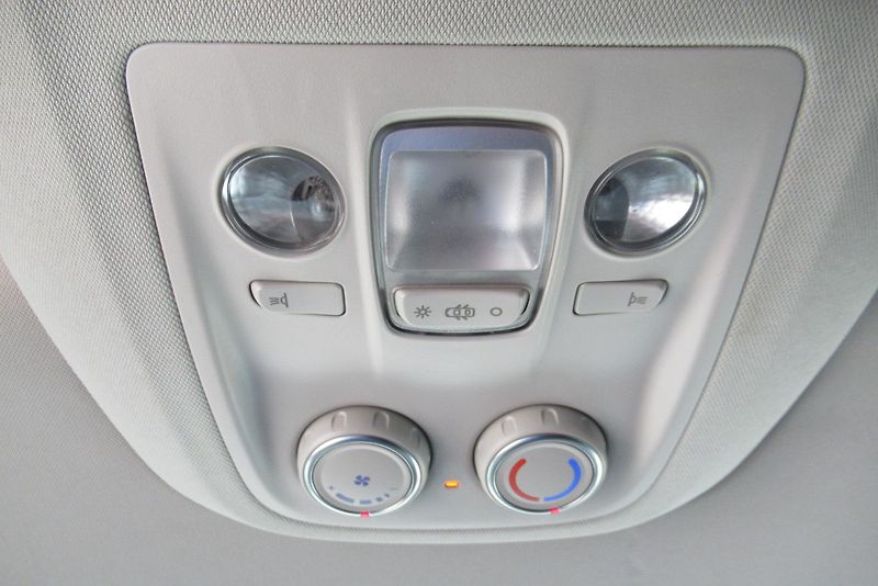 Citroën Jumpy SpaceTourer 8MÍST 1.MAJITEL - fotka 28 z 35